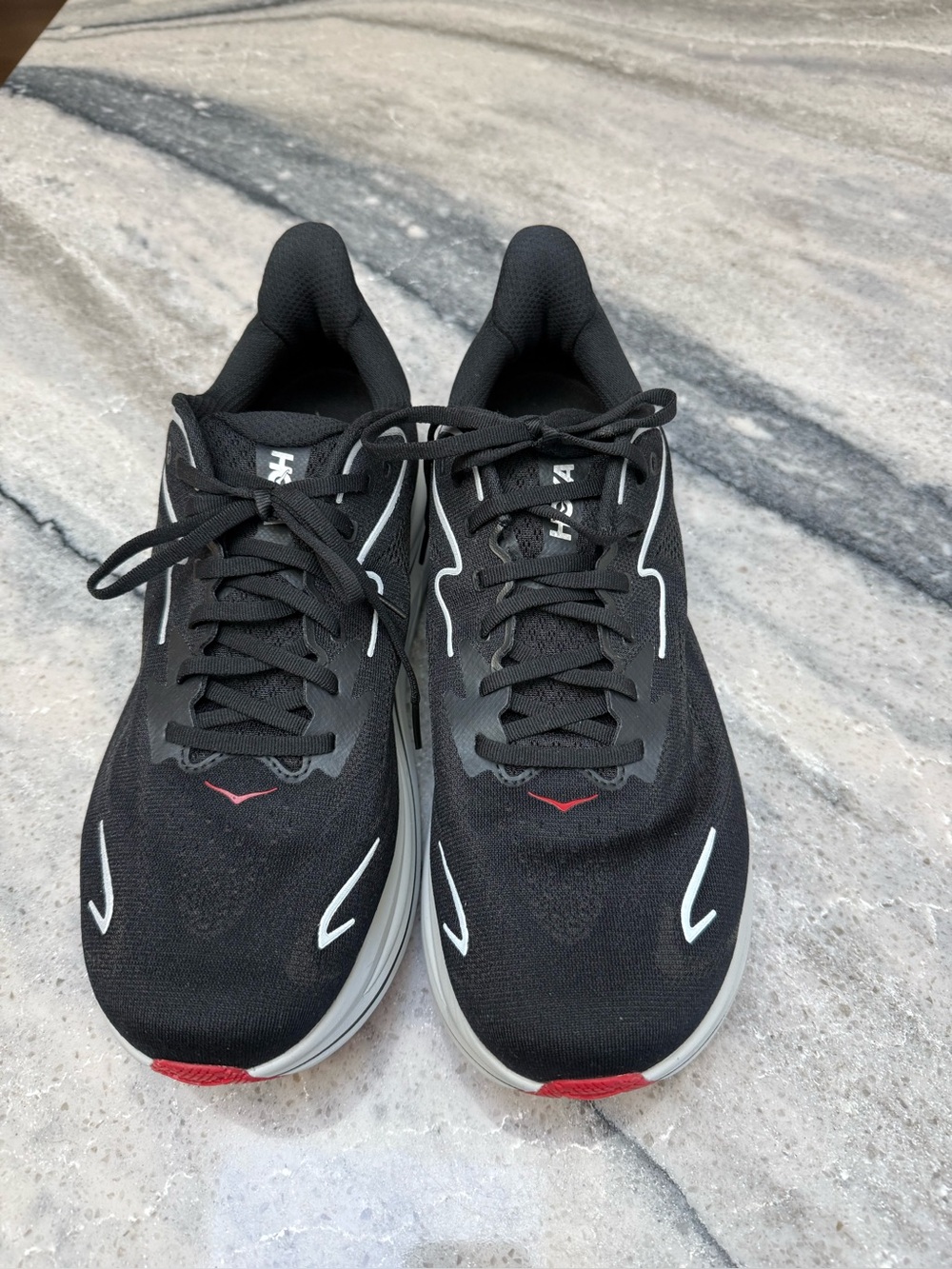 HOKA Clifton 10